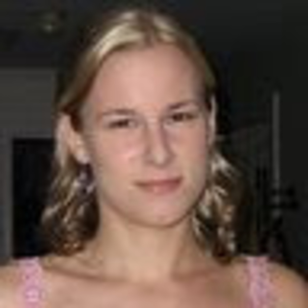 Meet your Posher, Amanda